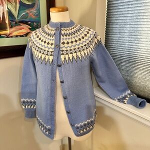 Norwegian Sweater in Blue & White w/ Pewter Buttons NOS Great Shape  c1960s - M